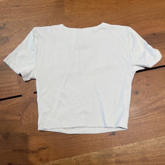 ✨ Babaton Contour Tee (Bone) | Aritzia - Picture 4 of 4